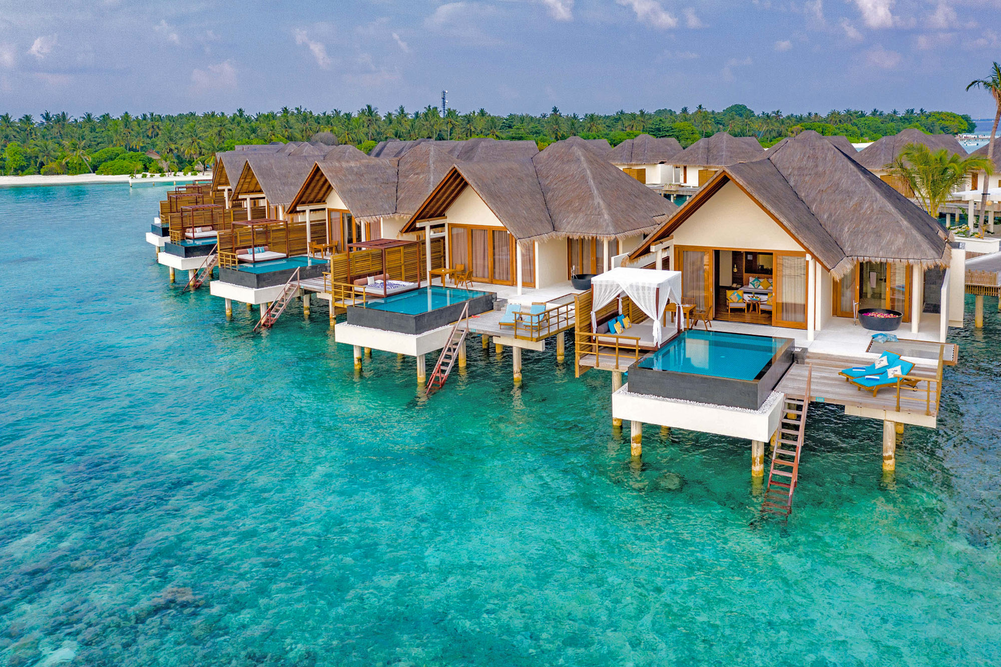 FURAVERI ISLAND RESORT AND SPA - Photo 3