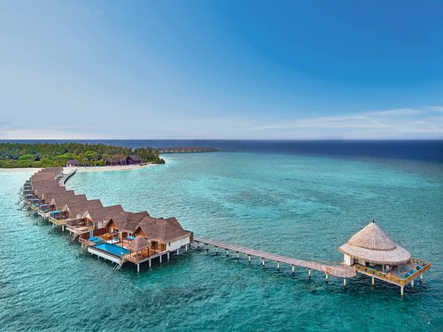 FURAVERI ISLAND RESORT AND SPA - Photo 4