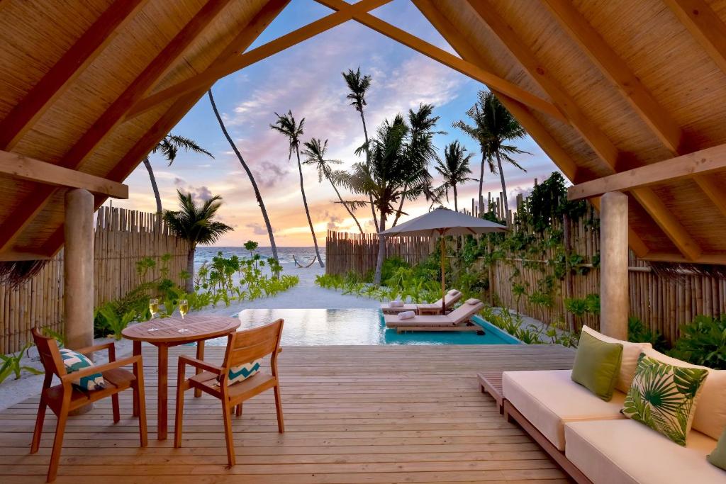 FUSHIFARU MALDIVES - Panoramic View 2